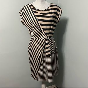 GABBY SKYE size 8 nautical Striped lightweight Dress front bow wedding guest